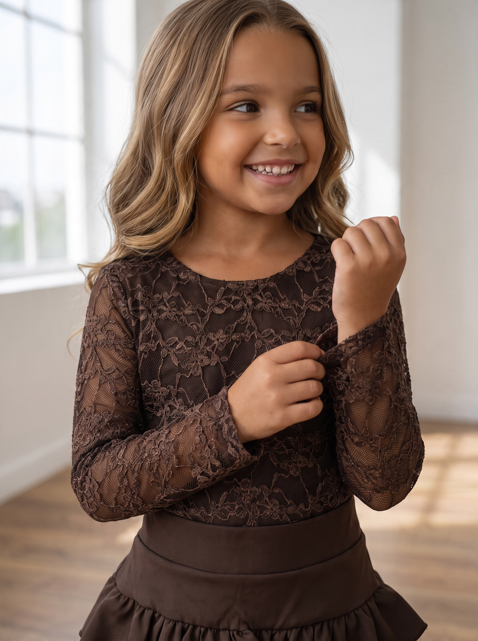 Lace Top – Bruin
