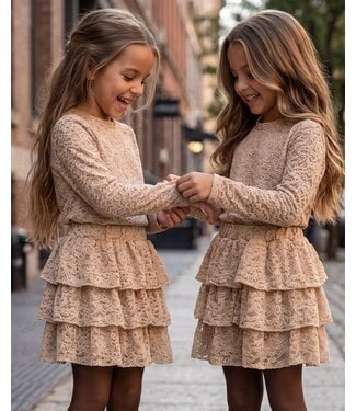 Lace Ruffle Set Beige – 2-delig