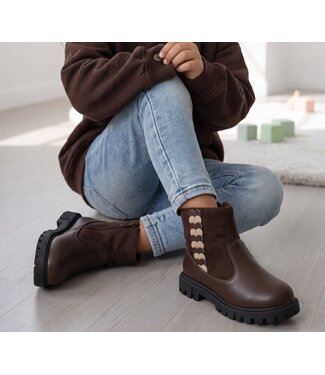 Heart Detail Boots - Bruin
