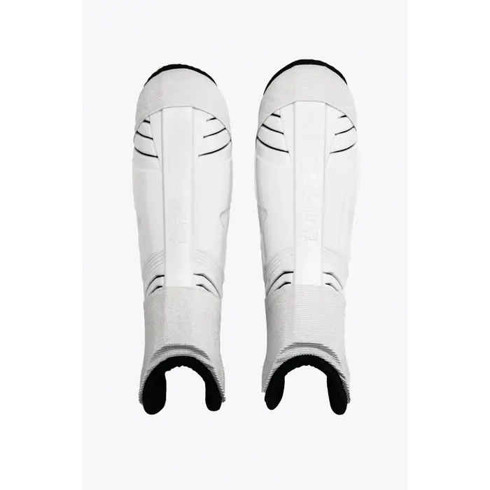 Osaka Osaka Shinguard White-Black