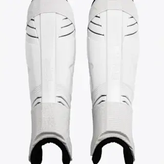 Osaka Osaka Shinguard White-Black