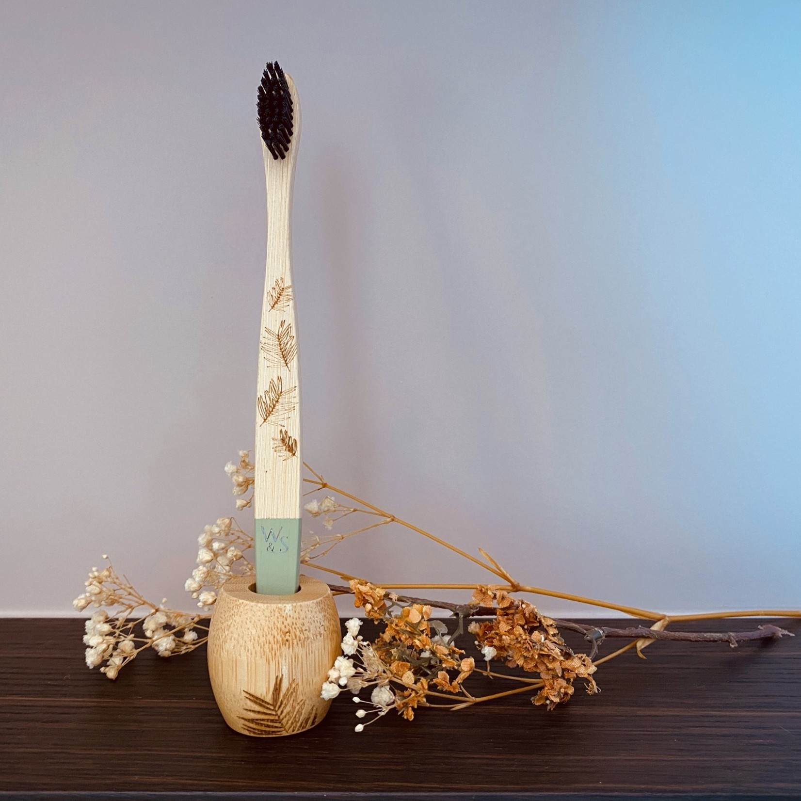 Wild and Stone Bamboe tandenborstel voor volwassenen - 4 stuks medium -