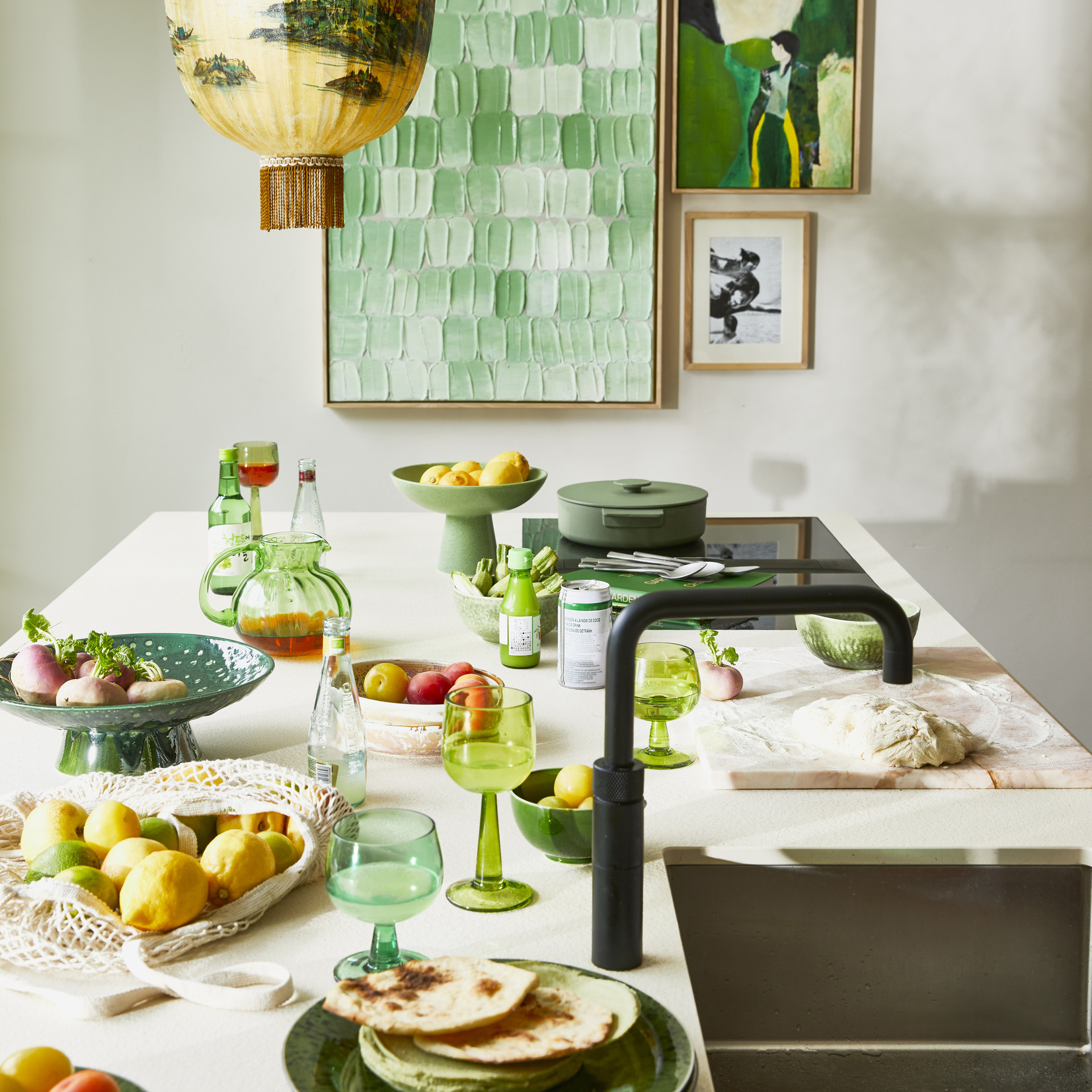 HKliving dinner plate spotted green