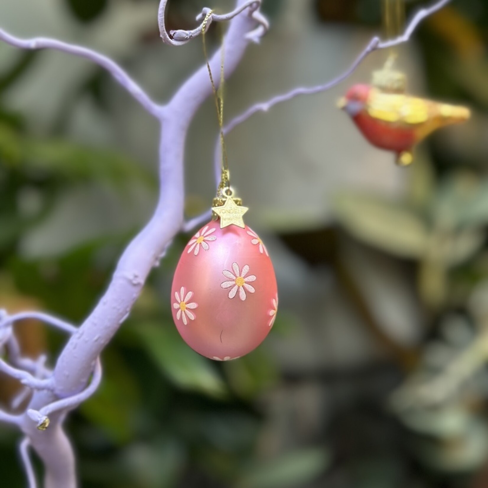 Paas ornament - roze ei met bloemetjes