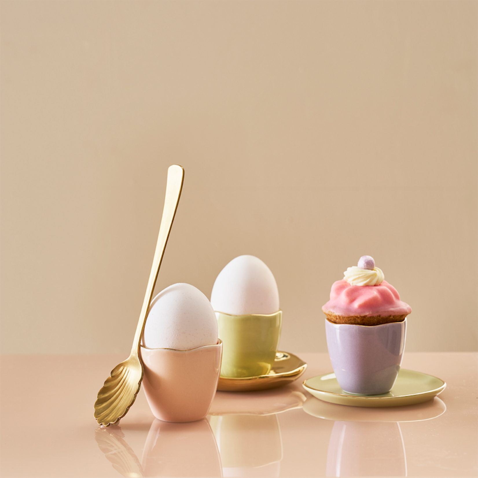 UNC - Egg cups - pale green