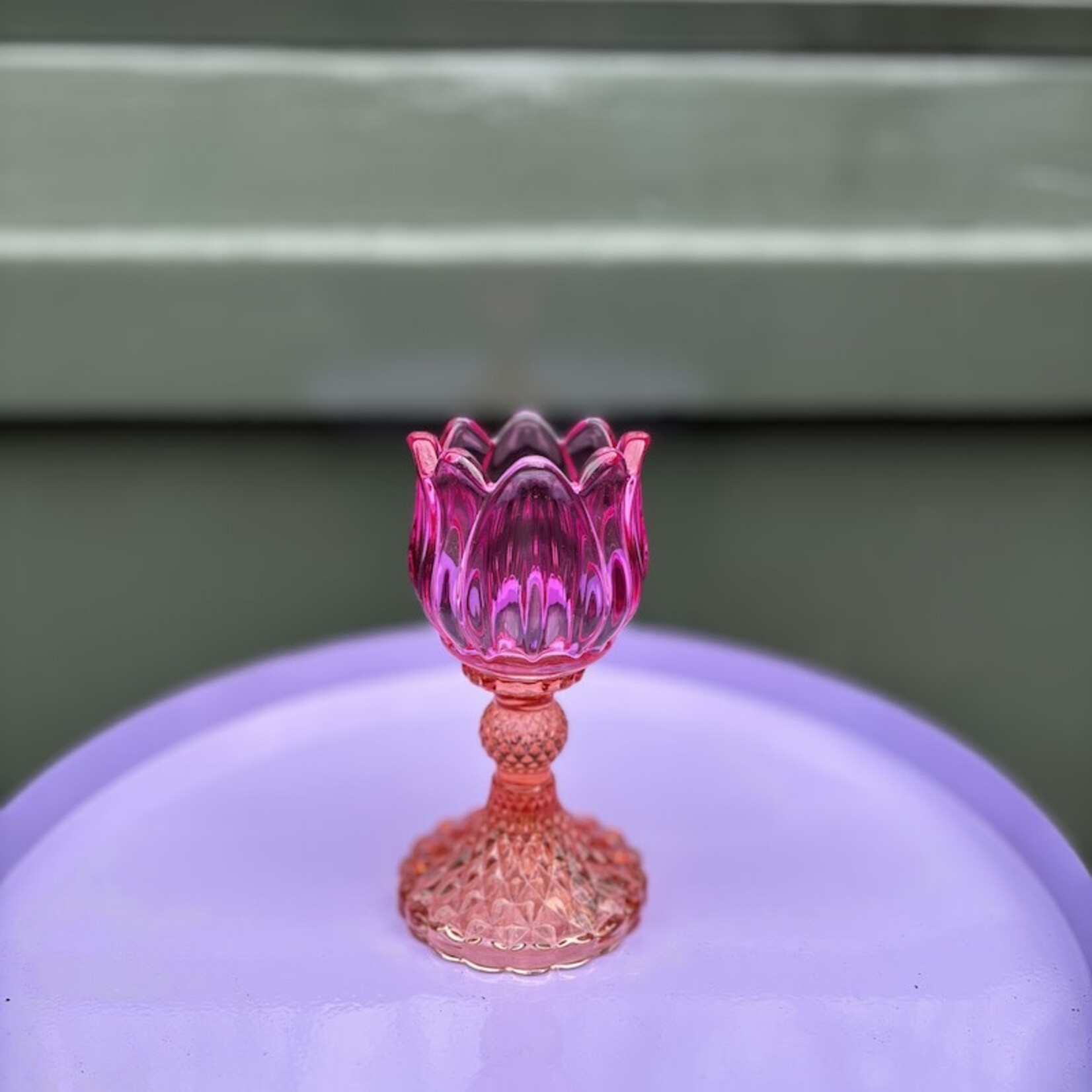 Daan Kromhout Theelichthouder - tulp - neon fuchsia glas - S