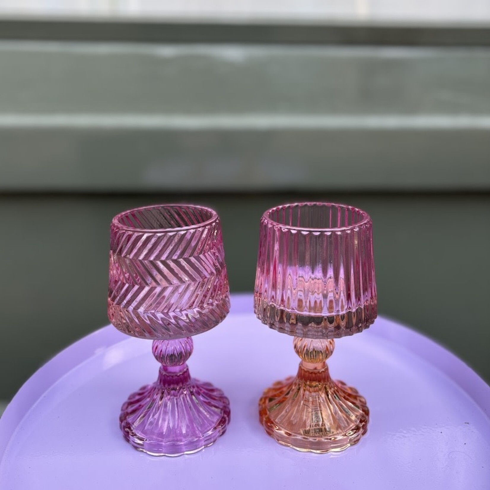 Daan Kromhout Theelichthouder - lampje - neon roze glas - S