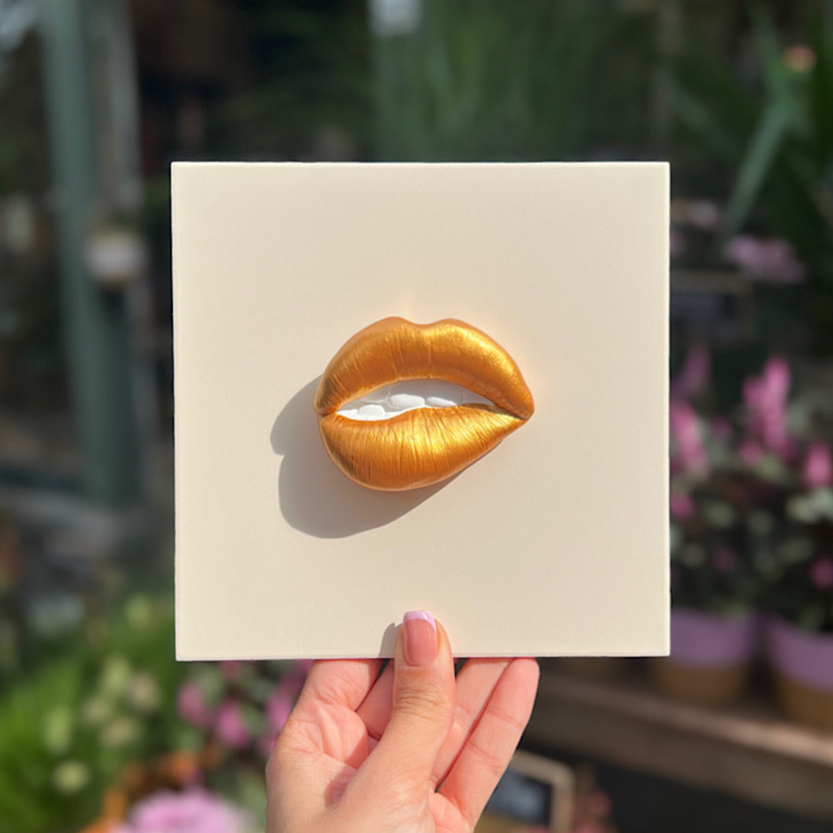 3D tegel wit vierkant - gouden lippen