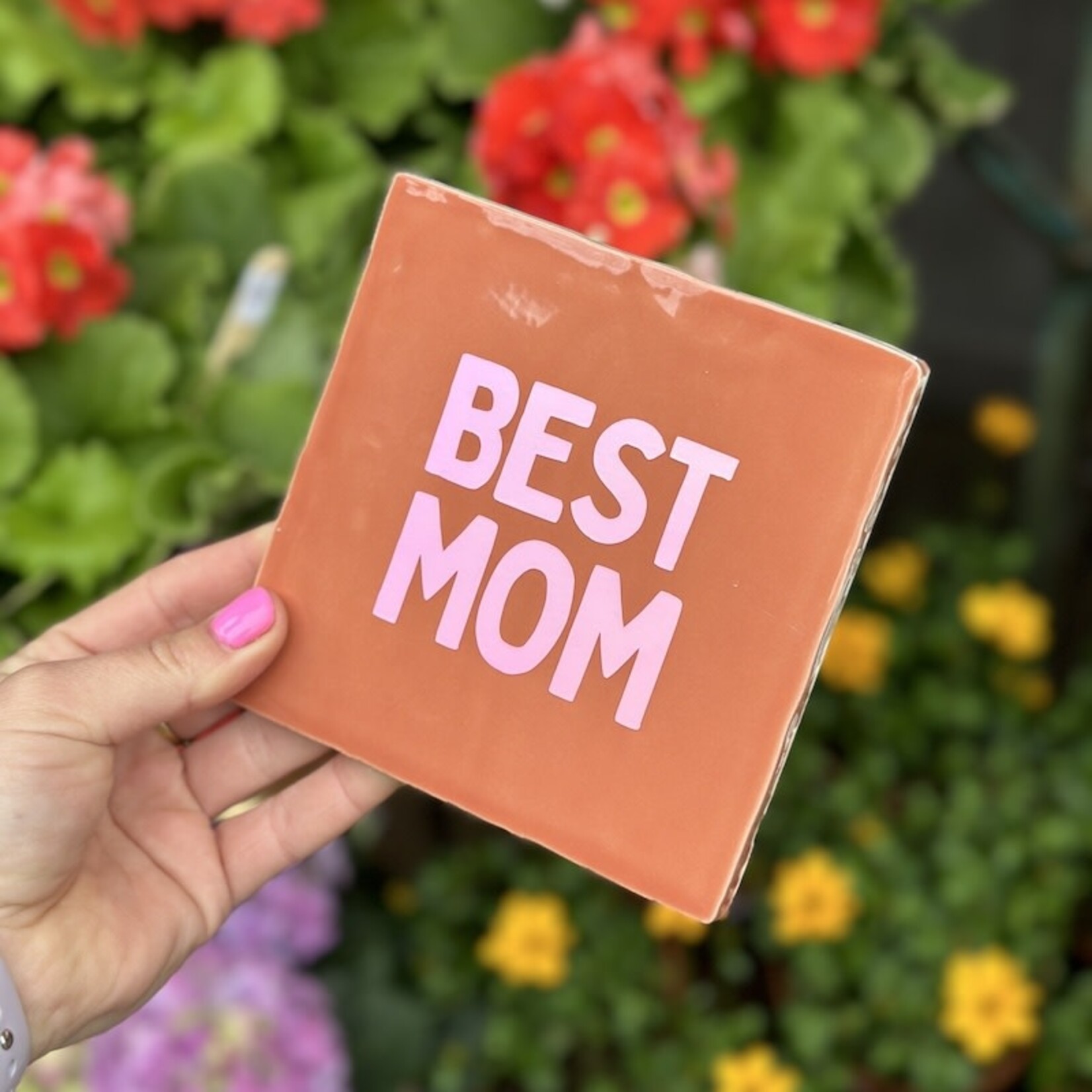 Bludd Tegeltje - Best mom, terra met parelmoer roze