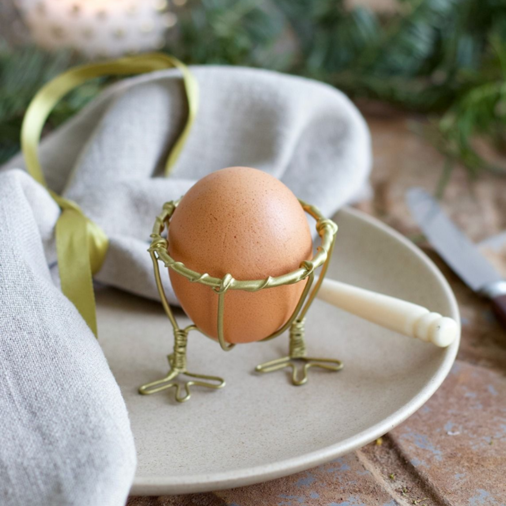 Eierdop op pootjes - messing