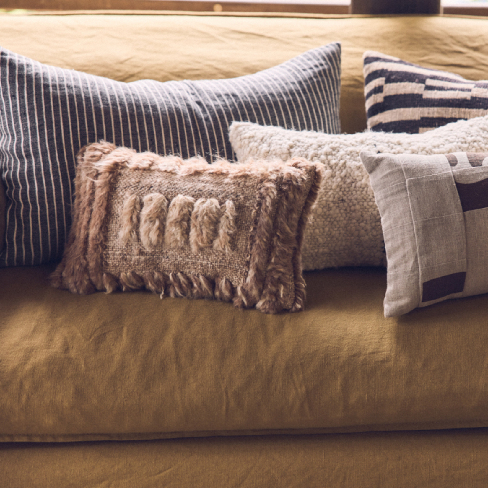 HKliving HKliving Natural furry cushion