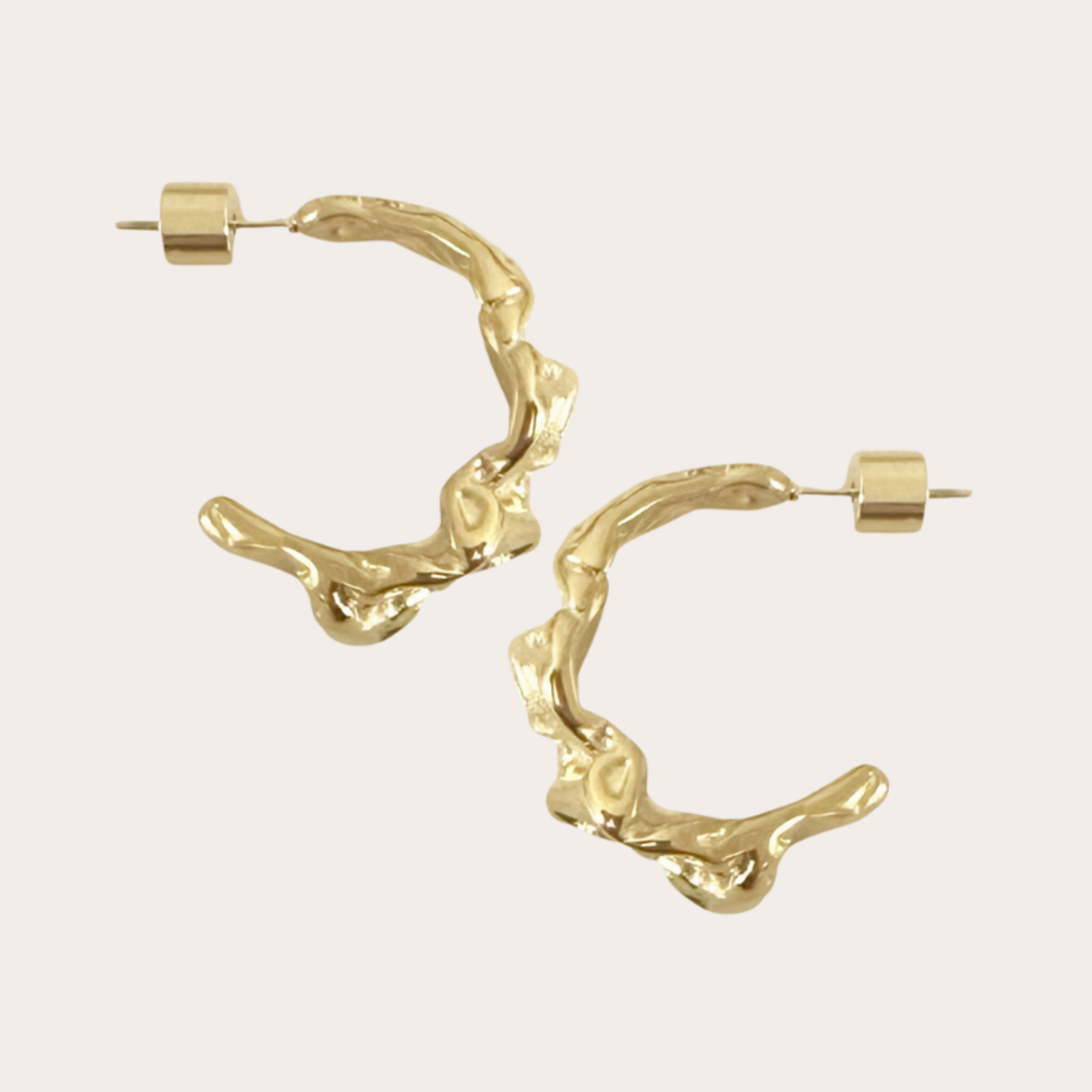 Gehamerde organische oorstekers (2.8cm)