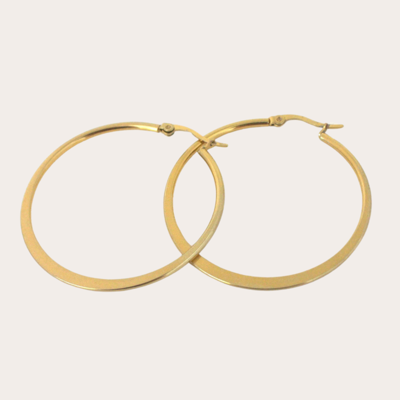 Platte oorringen verguld / maat 4