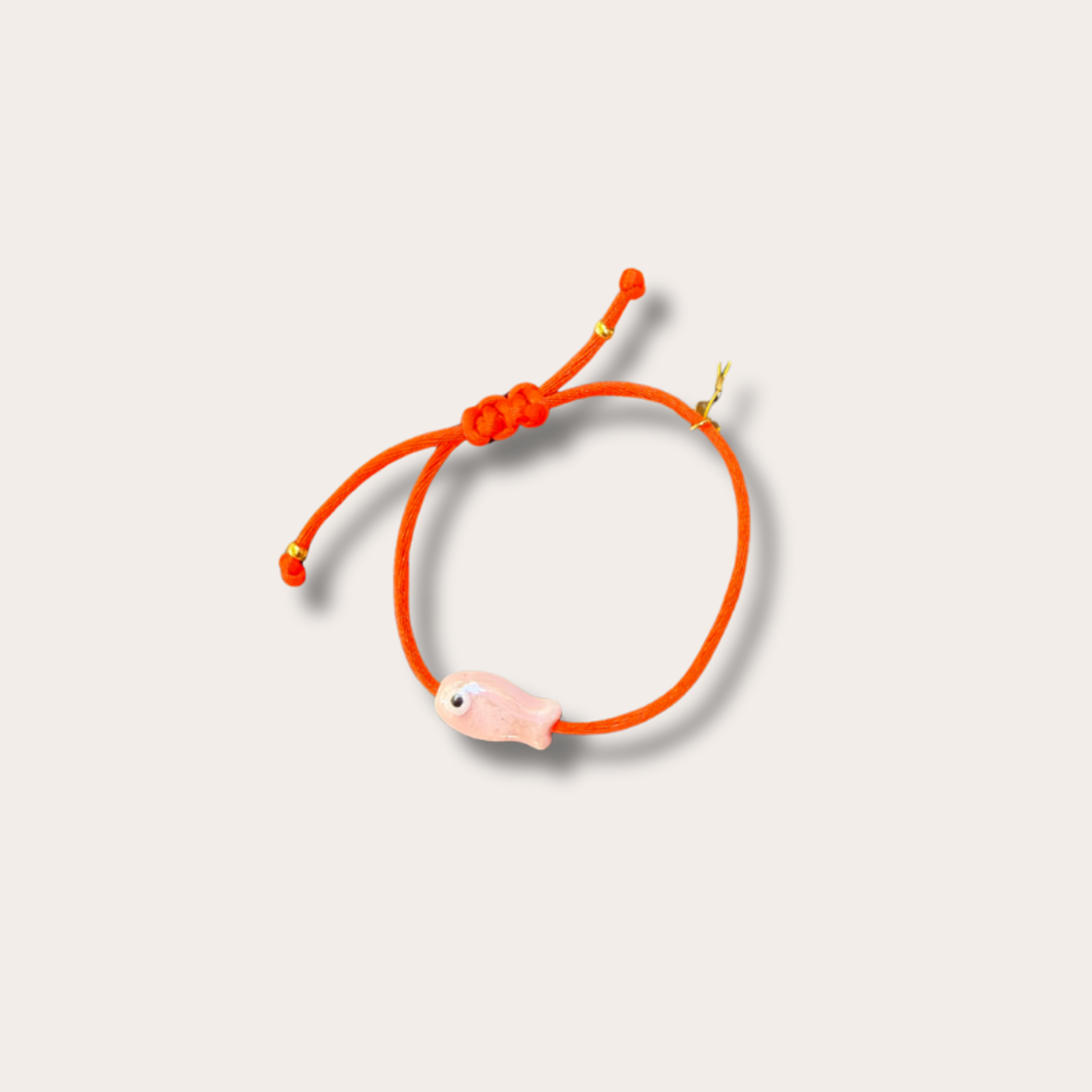 Satijnen armbandje met porseleinen visje / more colours - Licht roze