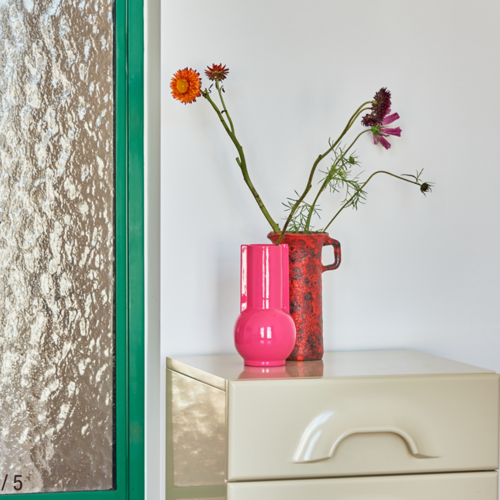 HKliving HKliving - ceramic vase - hot pink