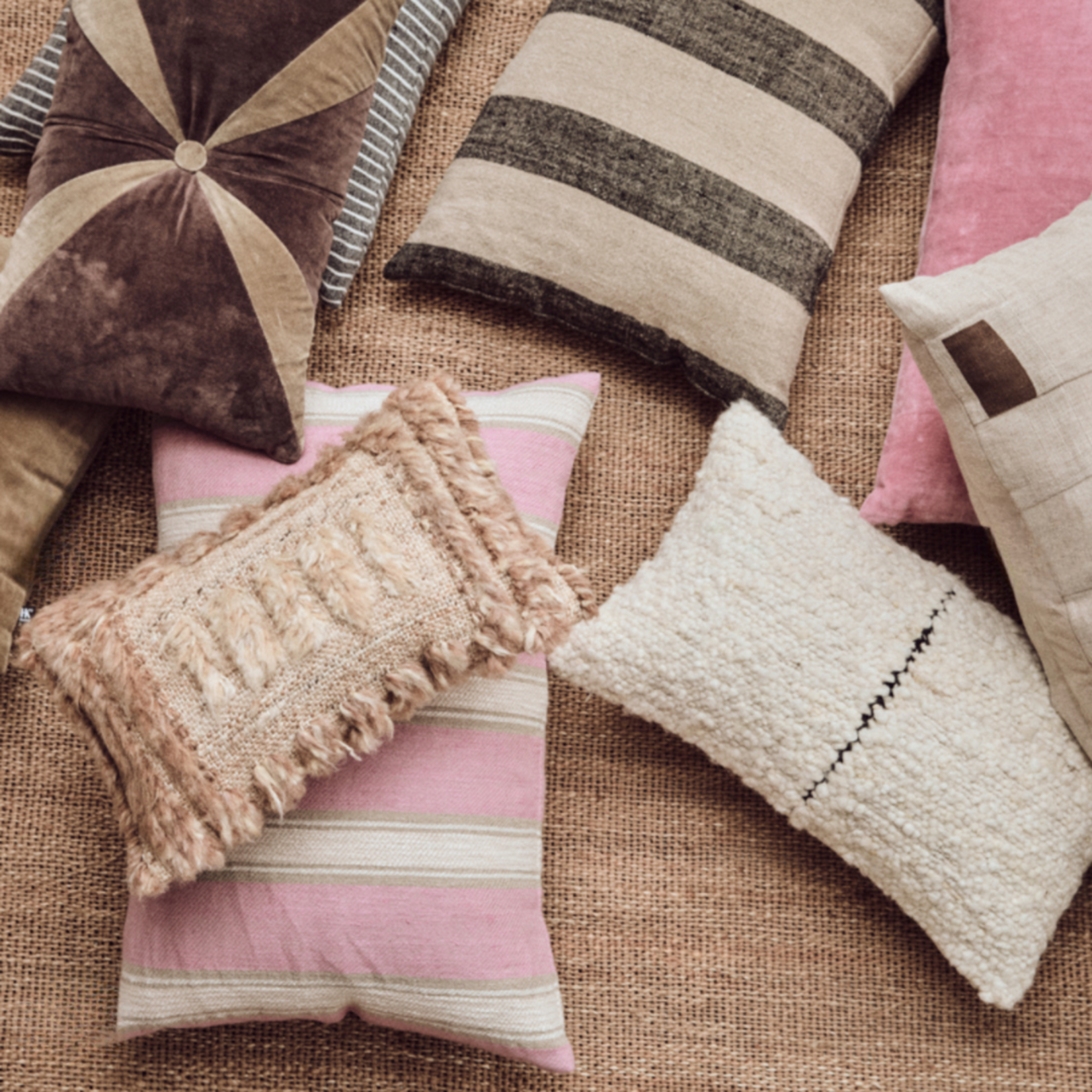 HKliving HKliving Bayside linen cushion