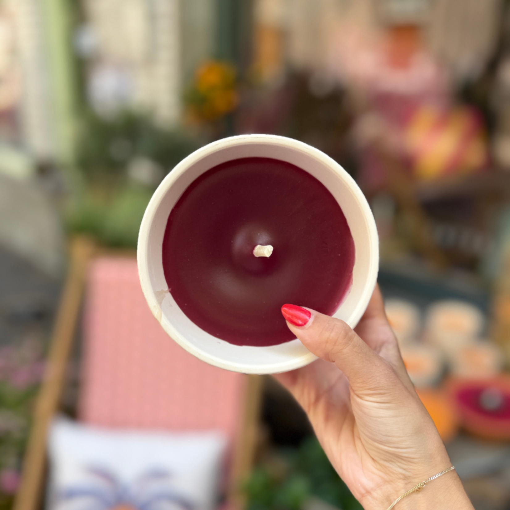 Buiten kaars -  creme terracotta pot S - Burgundy