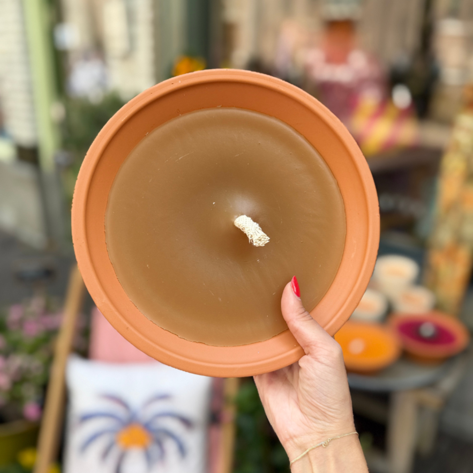 Buiten kaars - terracotta pot L - Cappuccino