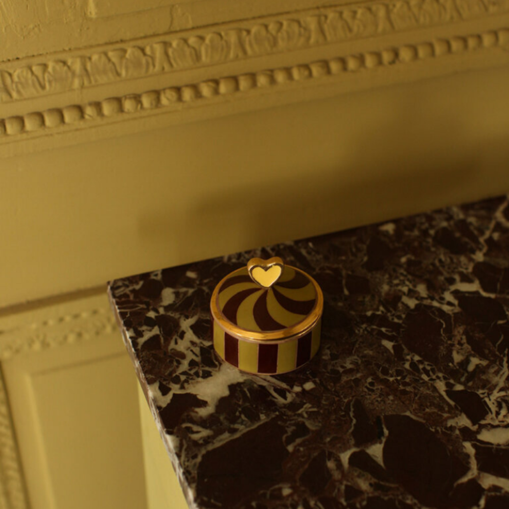 Doing Goods Doing Goods - Pyar Heart - Circus doosje yellow - M