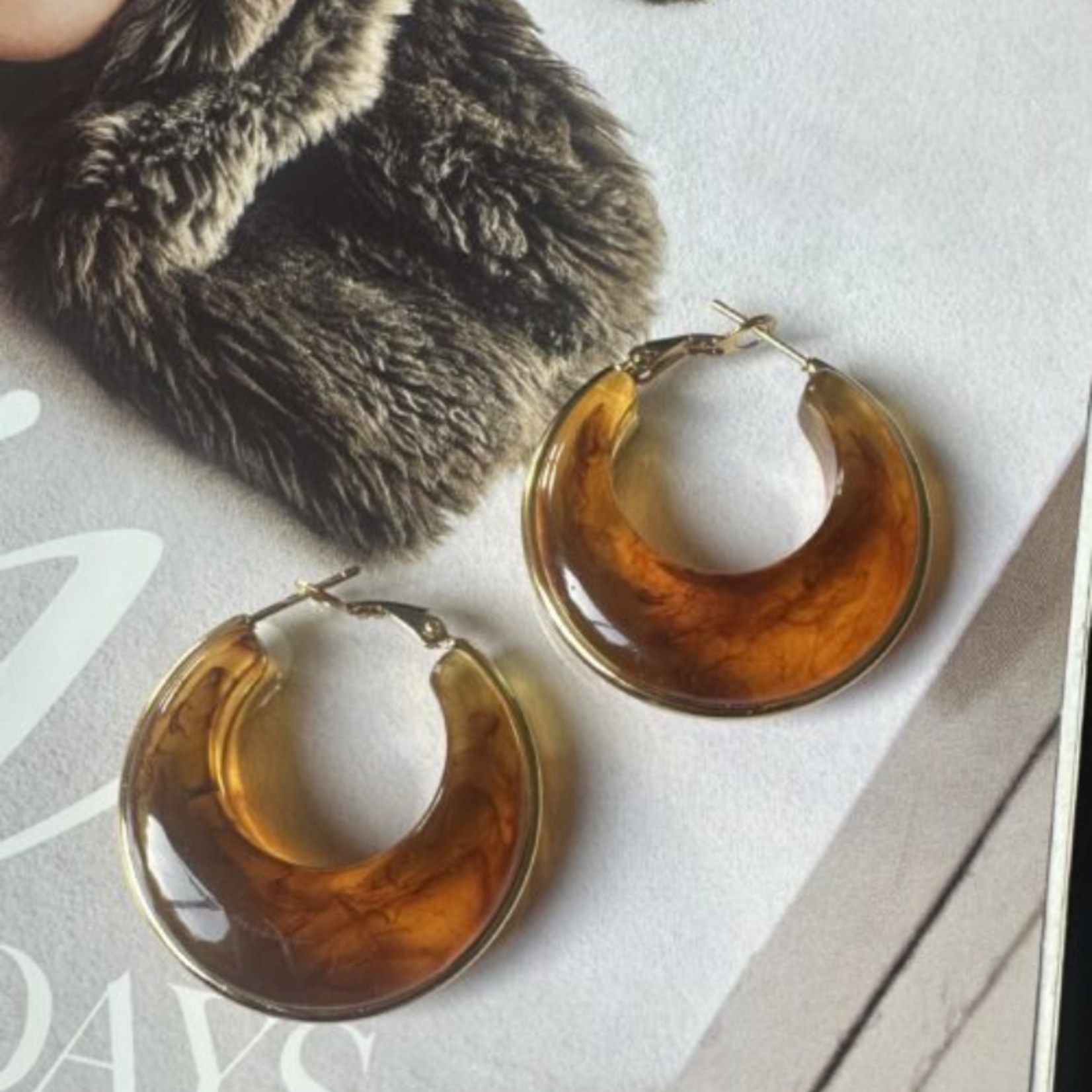 Oorringen cognac / goud (3.5cm)