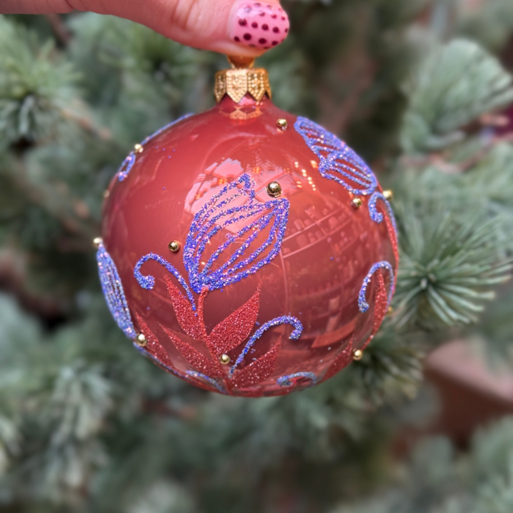 Kerstbal - Maria - Bordeaux - Bloem