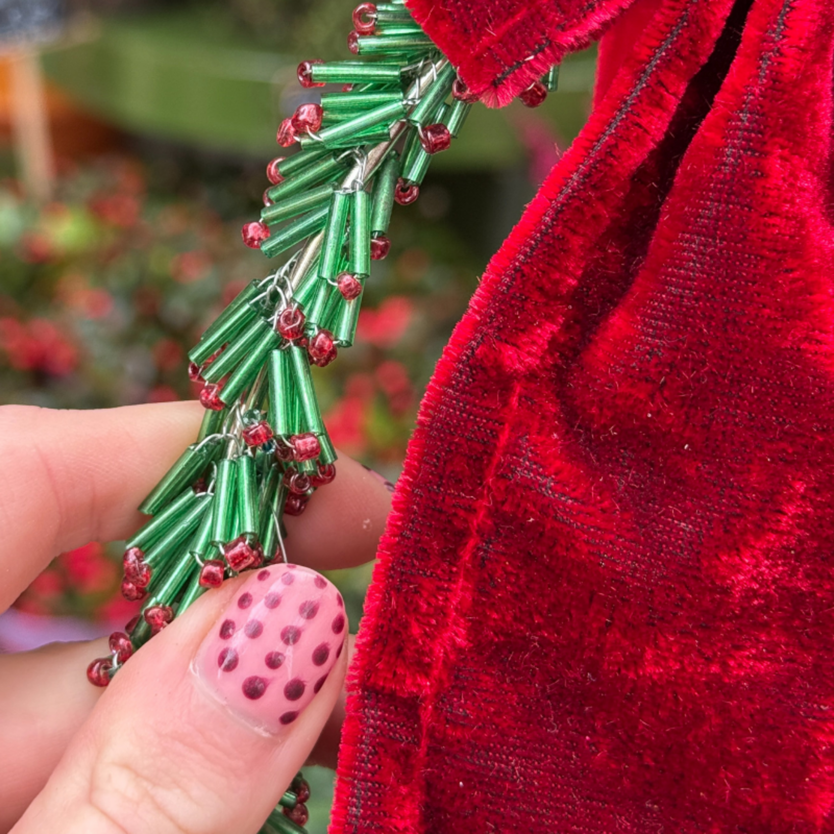Ornament - Cirkel met strik - rood, groen