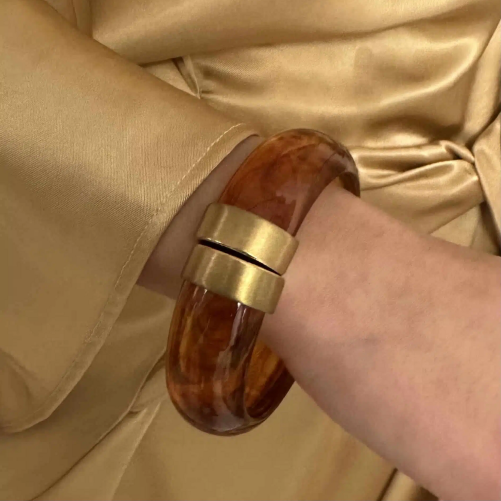 Bumper bangle in cognac-bruin mêlée