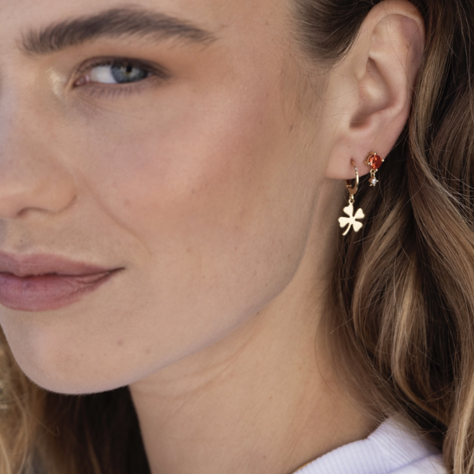 Oorringetjes met klavertje 4 (2.6cm)