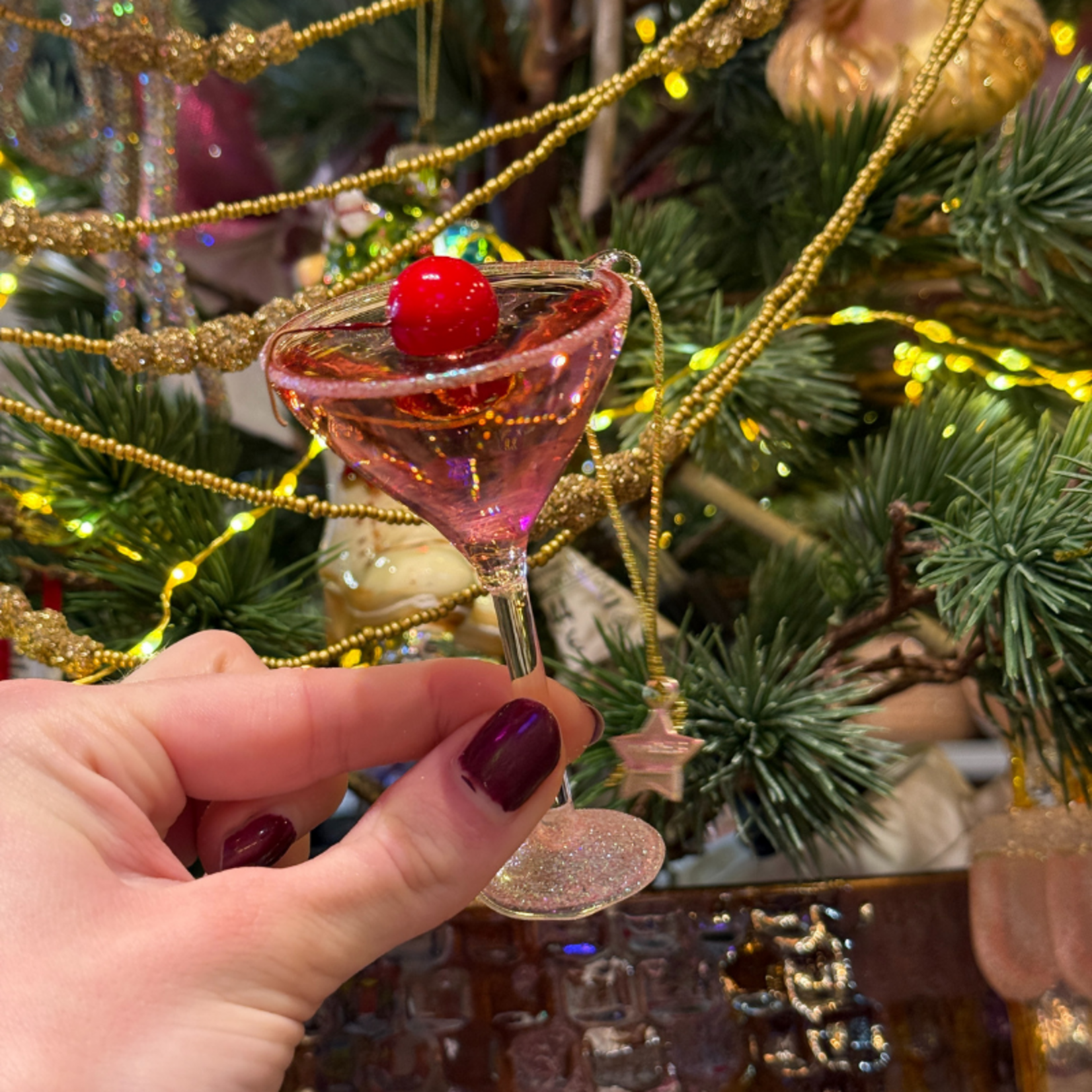 Vondels Ornament - Pink Cosmopolitan