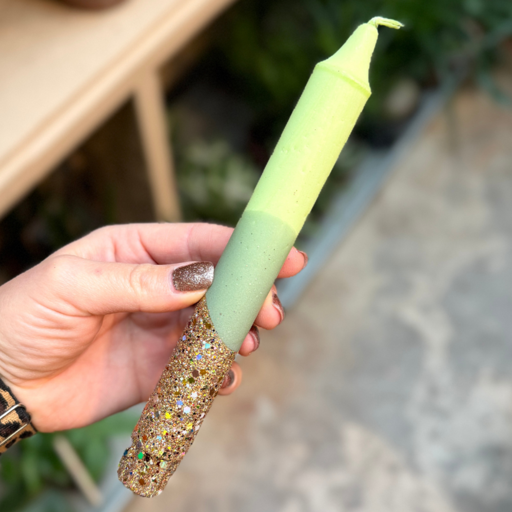 Kaars - Essence - licht groen/goud overloop