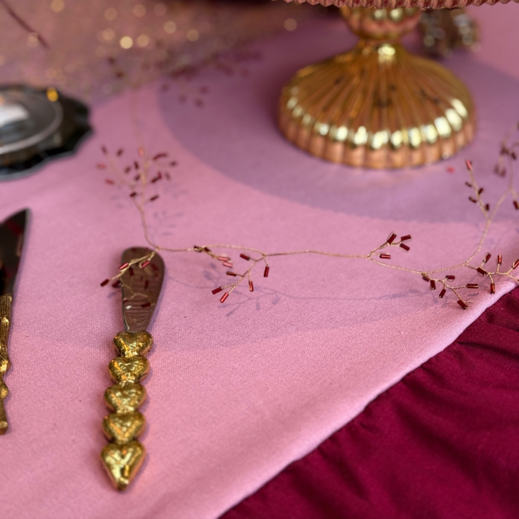 Club Charlotta Tafelkleed - Darcy - lila/bordeaux