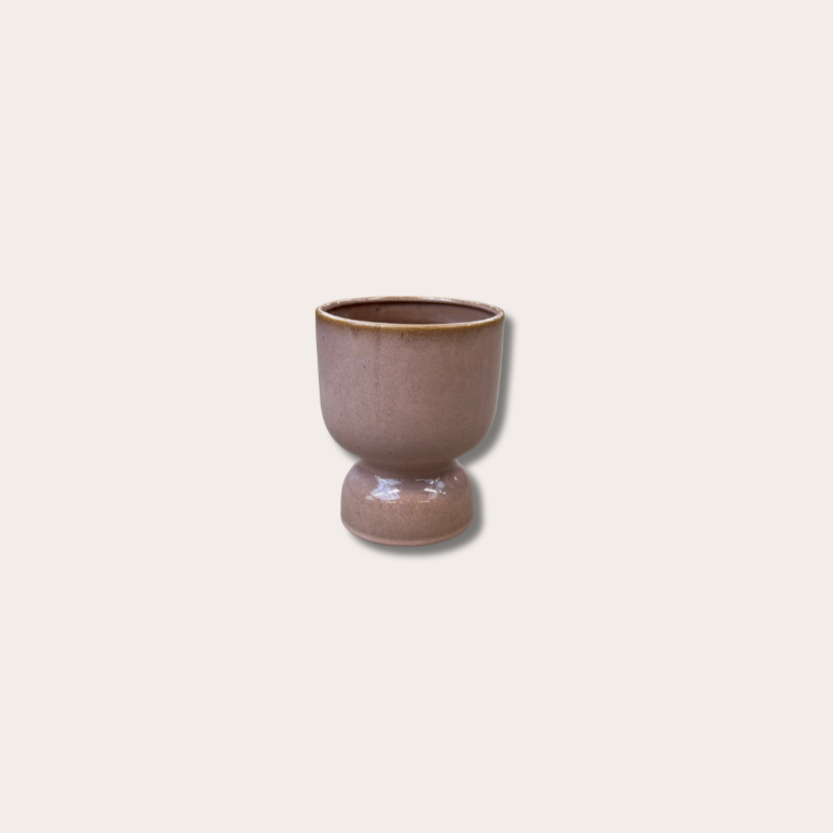 Pot op voet - Riah - roze