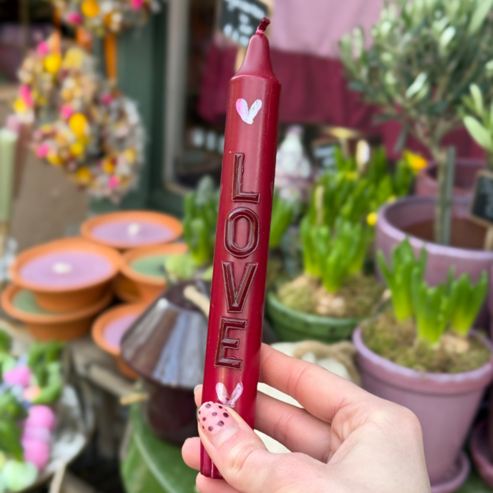 Kaars met tekst - Love - bordeaux/hartjes