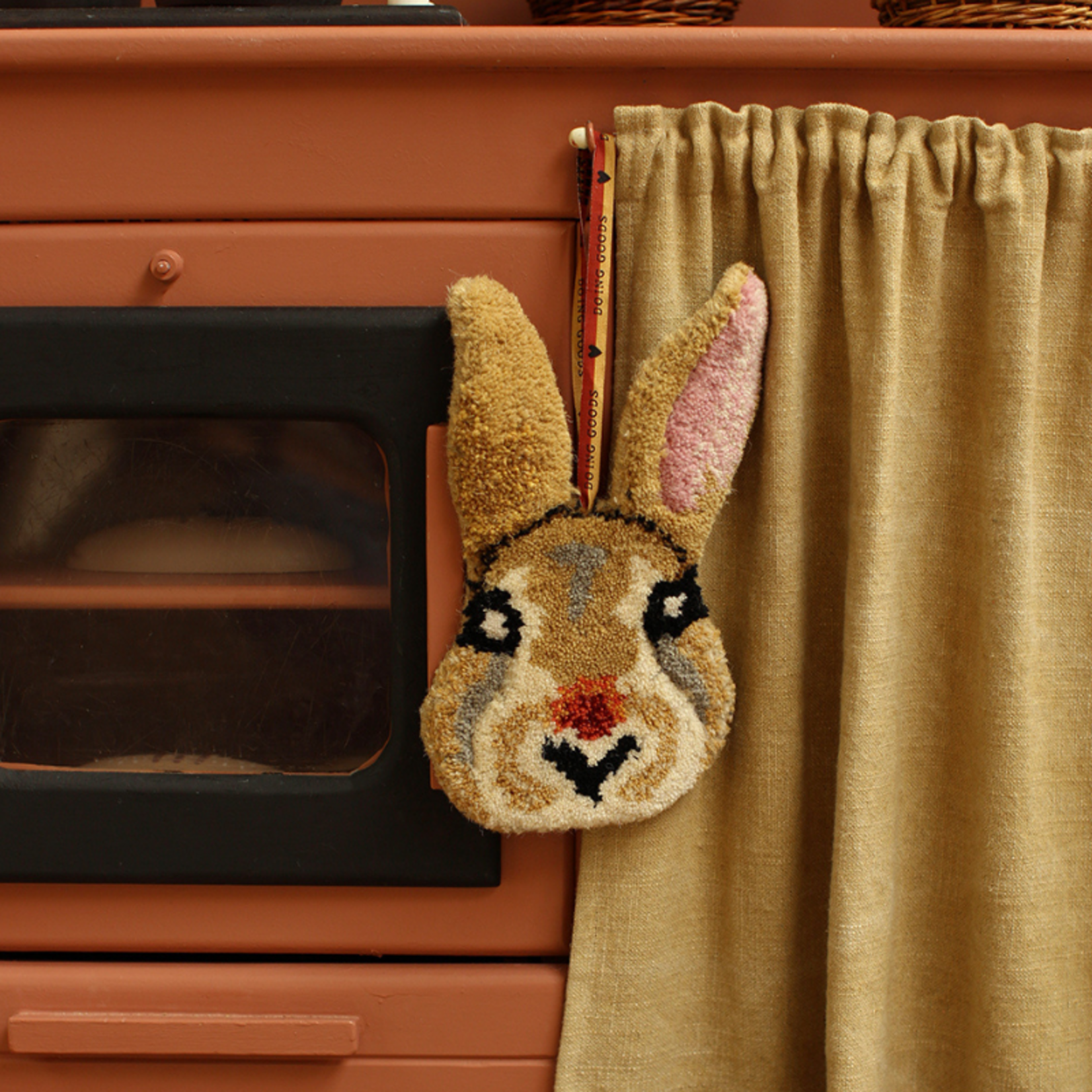 Doing Goods Doing Goods - Betty Bunny - Hanger