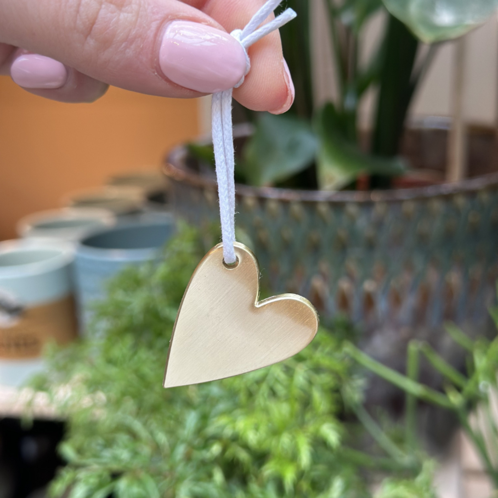 Hanger - Hart - With love