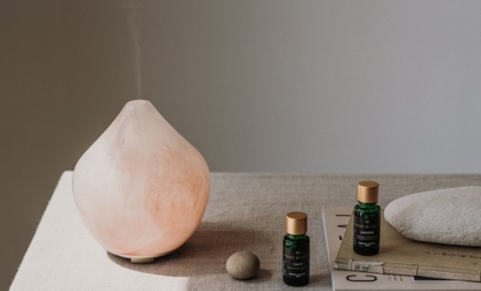 WELL-BEING - 5 reasons to adopt an essential oil diffuser