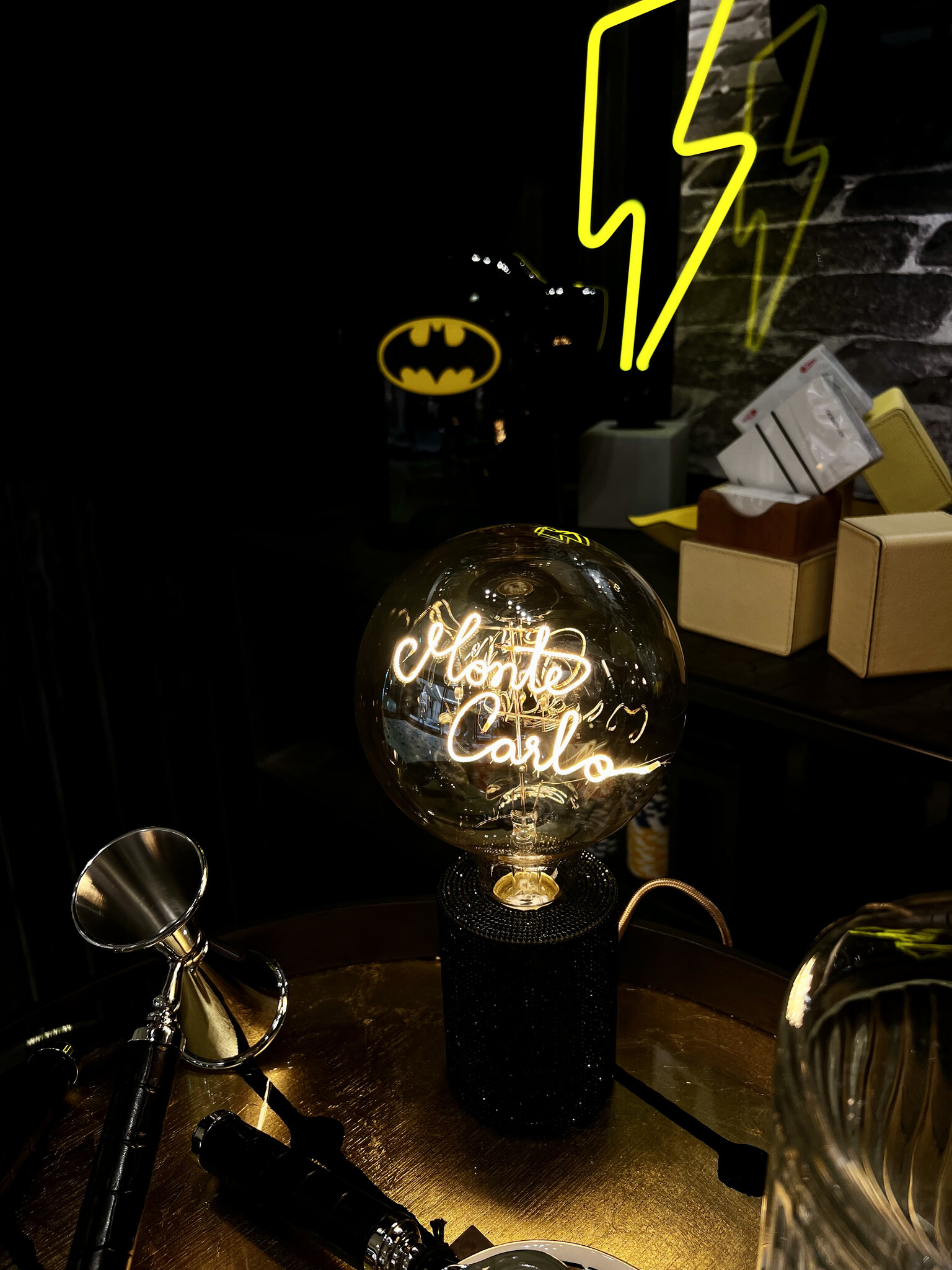 Ampoule "Monte-Carlo" Jaune Socle Filaire-5