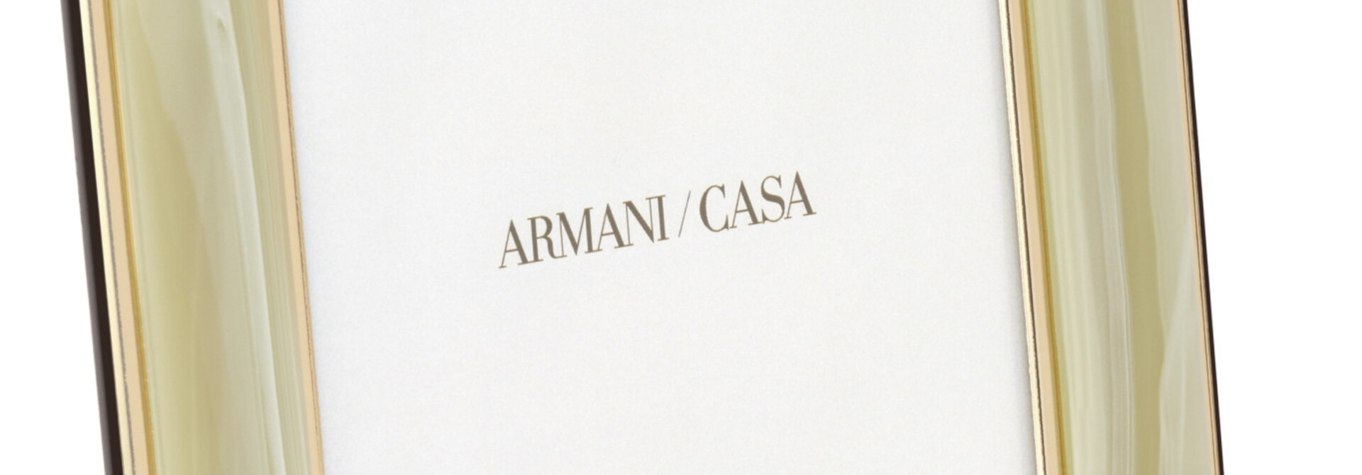 logotipo de armani casa