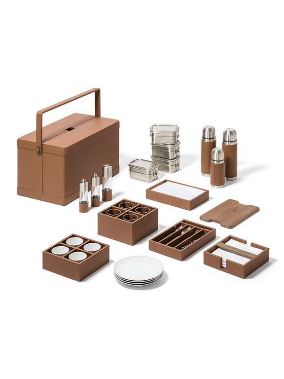 Giobagnara Picnic Basket for Poltrona Frau-2