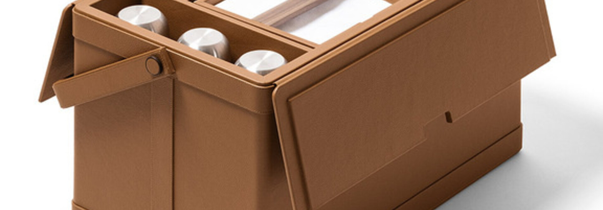 Giobagnara Picnic Basket for Poltrona Frau