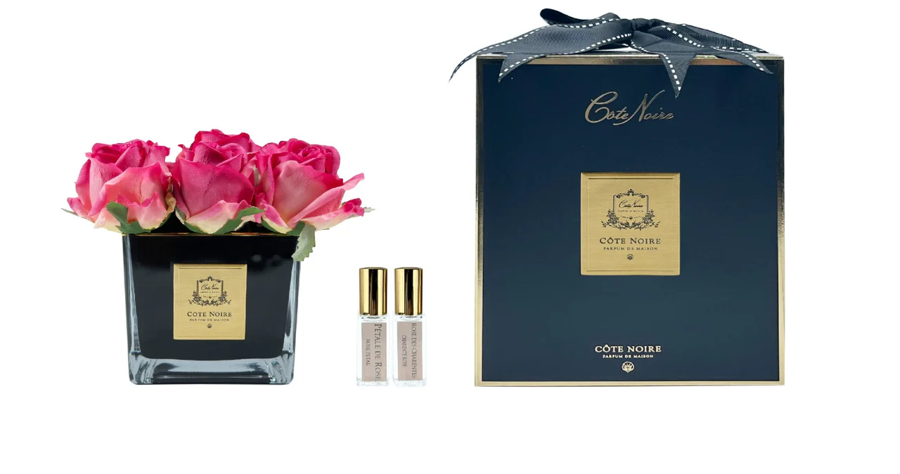 Carré 9 Roses - Magenta - Vase Black avec Ecusson Gold-2