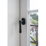 Dauby Dauby Pure Line raamklink L-vorm  verouderd ijzer - zwart  per stuk
