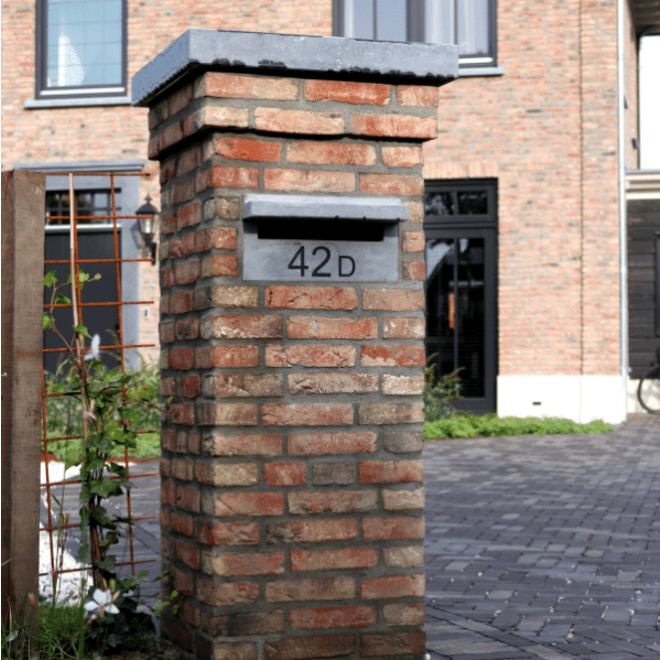 KempiQ Belgisch hardstenen inbouw brievenbus model 3