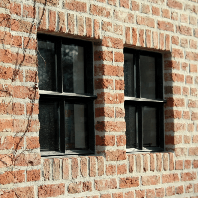 KempiQ Authentiek zwart stalen raam dubbel glas openklapbaar 30x40 cm