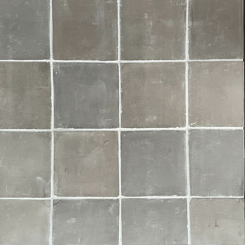 Gesmoorde estrikken, bruin grijs 22 x 22 cm Gesmoorde estrikken, bruin grijs 22 x 22 cm