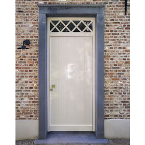 Belgisch hardstenen deuromlijsting model 12