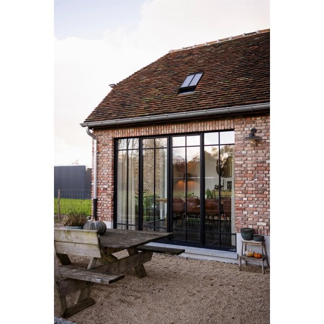 KempiQ Stalen dakraam 60x70cm HR++ glas met ronding thermisch onderbroken