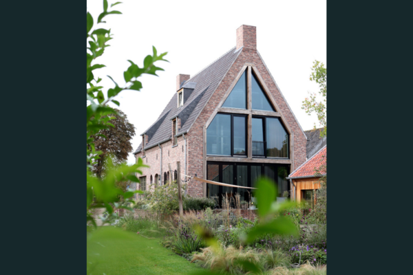 Nieuwbouw moderne Kempische woning Buren