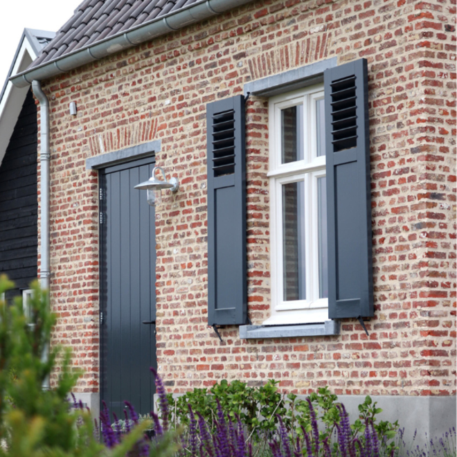 KempiQ Massief hardhouten paneel-louvre luiken op maat type Herentals