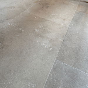 Italiaanse travertin vloertegels 60x90cm per m2